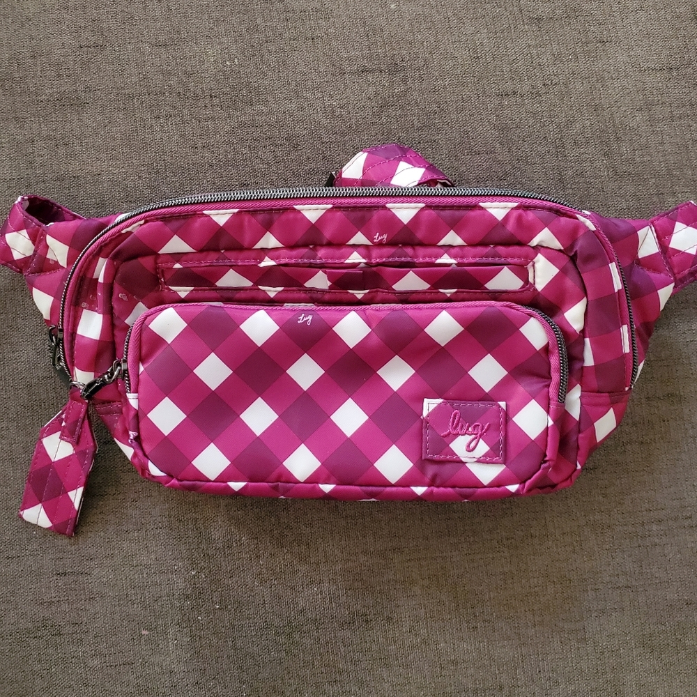 Lug Hitch in Gingham Berry